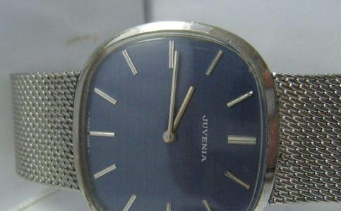 尊皇手表老走慢