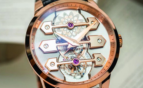 芝柏雾气维修手表进水