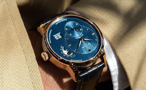 格拉苏蒂手表维修电话地址(格拉苏蒂手表变色)