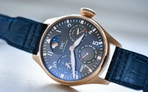 万国官方售后维修中心服务（万国手表机芯异响怎么办）