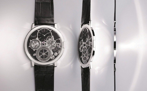 伯爵中心维修售后(伯爵手表表盘的清洁保养方法)