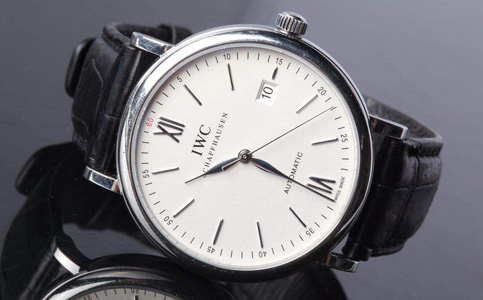 郑州万国手表维修（万国手表表盘防锈攻略）