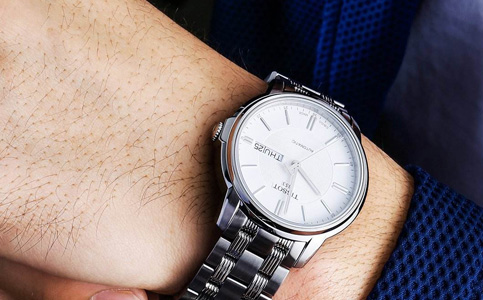 天梭售后服务热线（天梭手表表蒙破裂的处理方法）