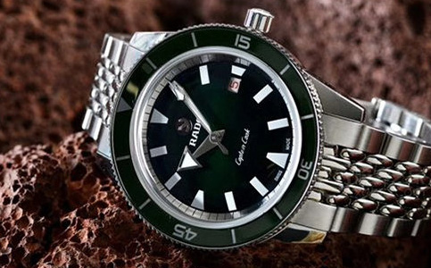 雷达售后维修站（雷达手表表玻璃出现划痕）