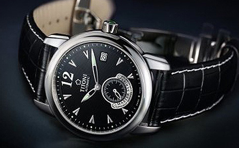 梅花售后服务中心（梅花手表表蒙破裂的原因及处理方法）