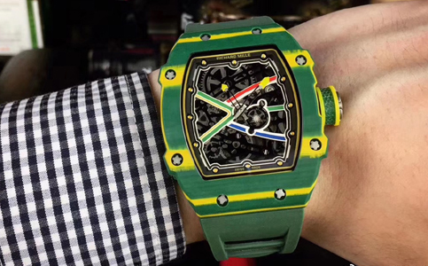 理查德米勒维修服务中心（手表划痕的处理方法和预防措施）