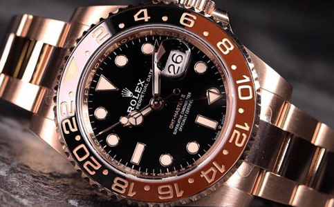 劳力士官方维修中心（处理劳力士手表进灰问题的方法）