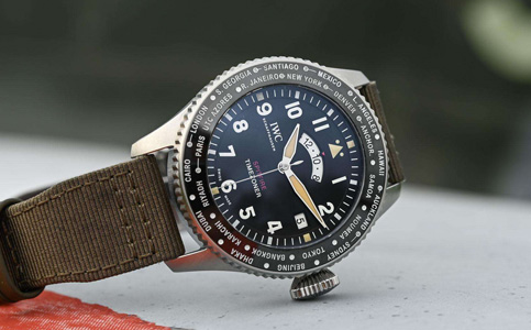 万国客服维修中心（万国手表走快的原因是什么）