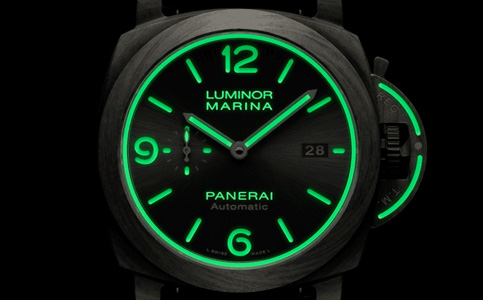 沛纳海客服维修中心（沛纳海手表夜光功能的使用方法）