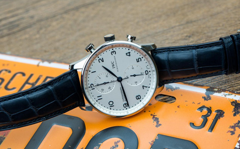 万国官方售后维修（万国表蒙破裂的解决方法）